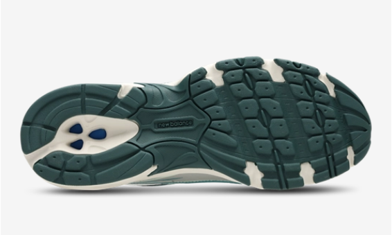 New Balance 740 Verde