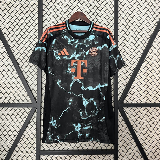 Camisola Bayern Munich 24/25 Alternativa