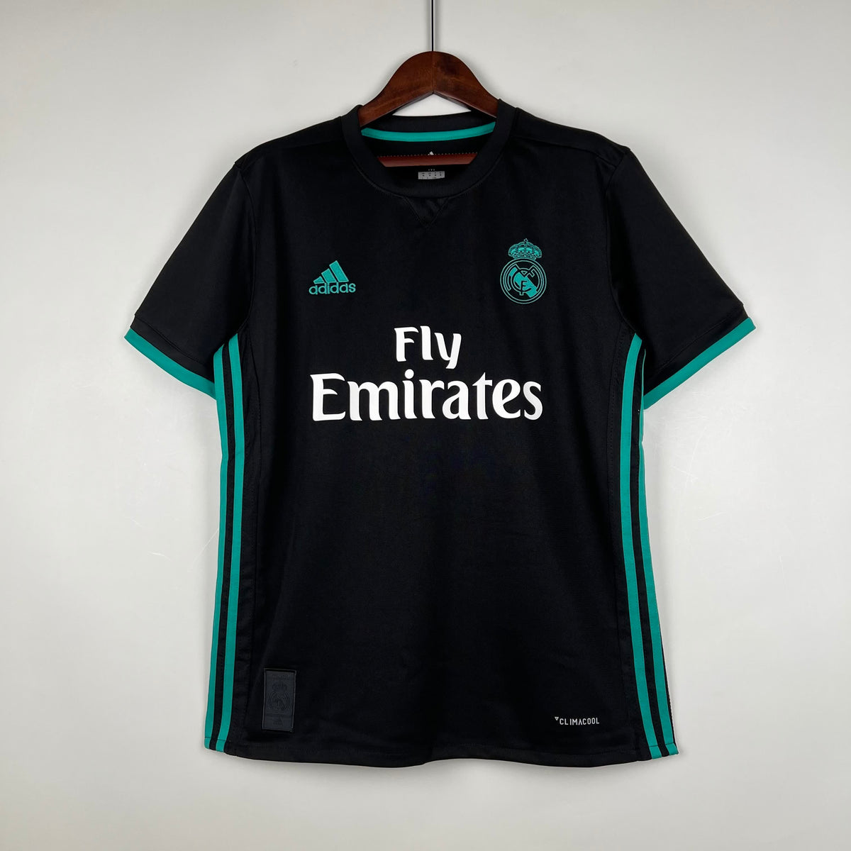 Camisola Retro Real Madrid 17/18 Alternativa